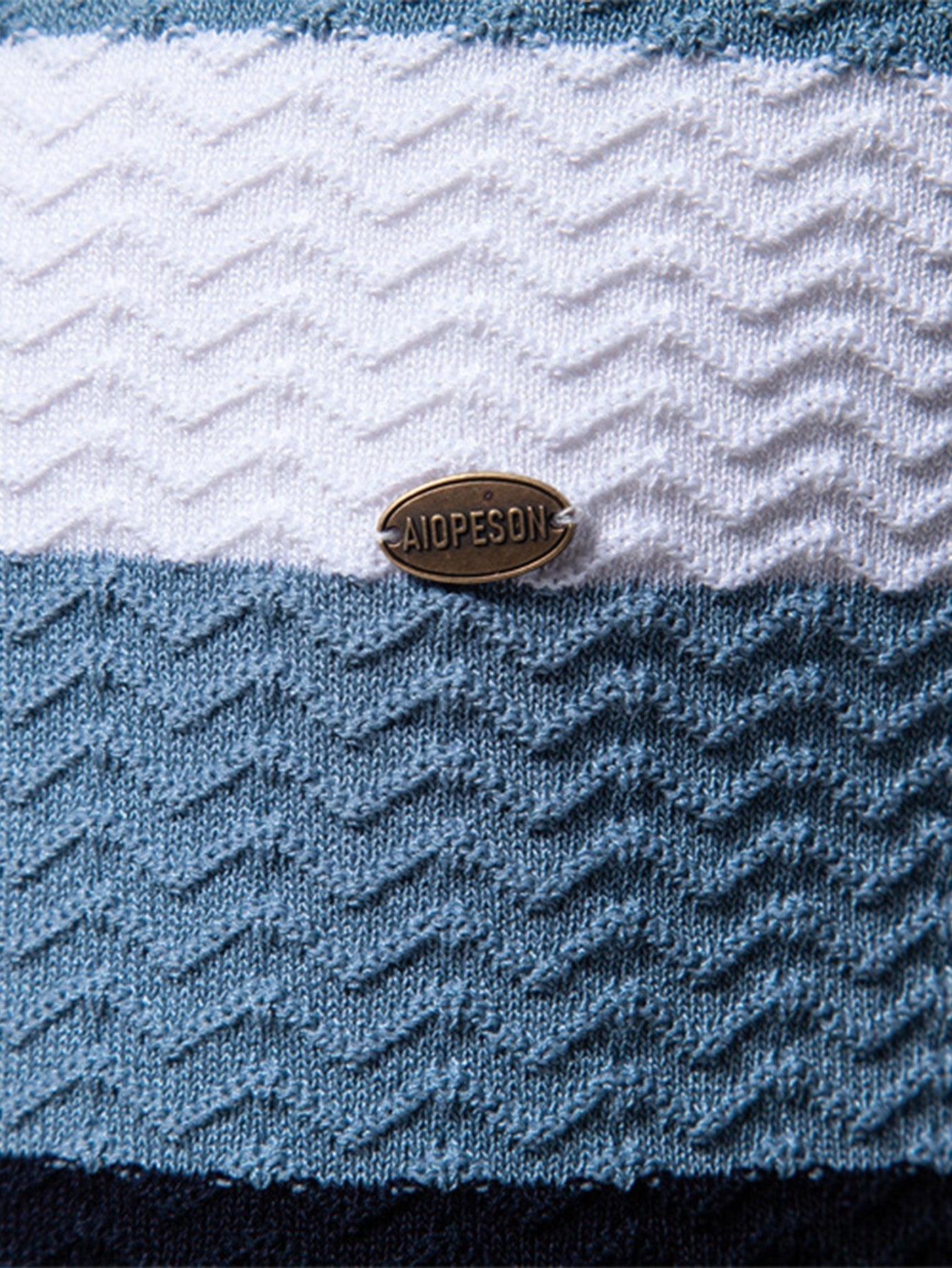 Contrast Textured Jacquard Knit Zip Up Polo Shirt