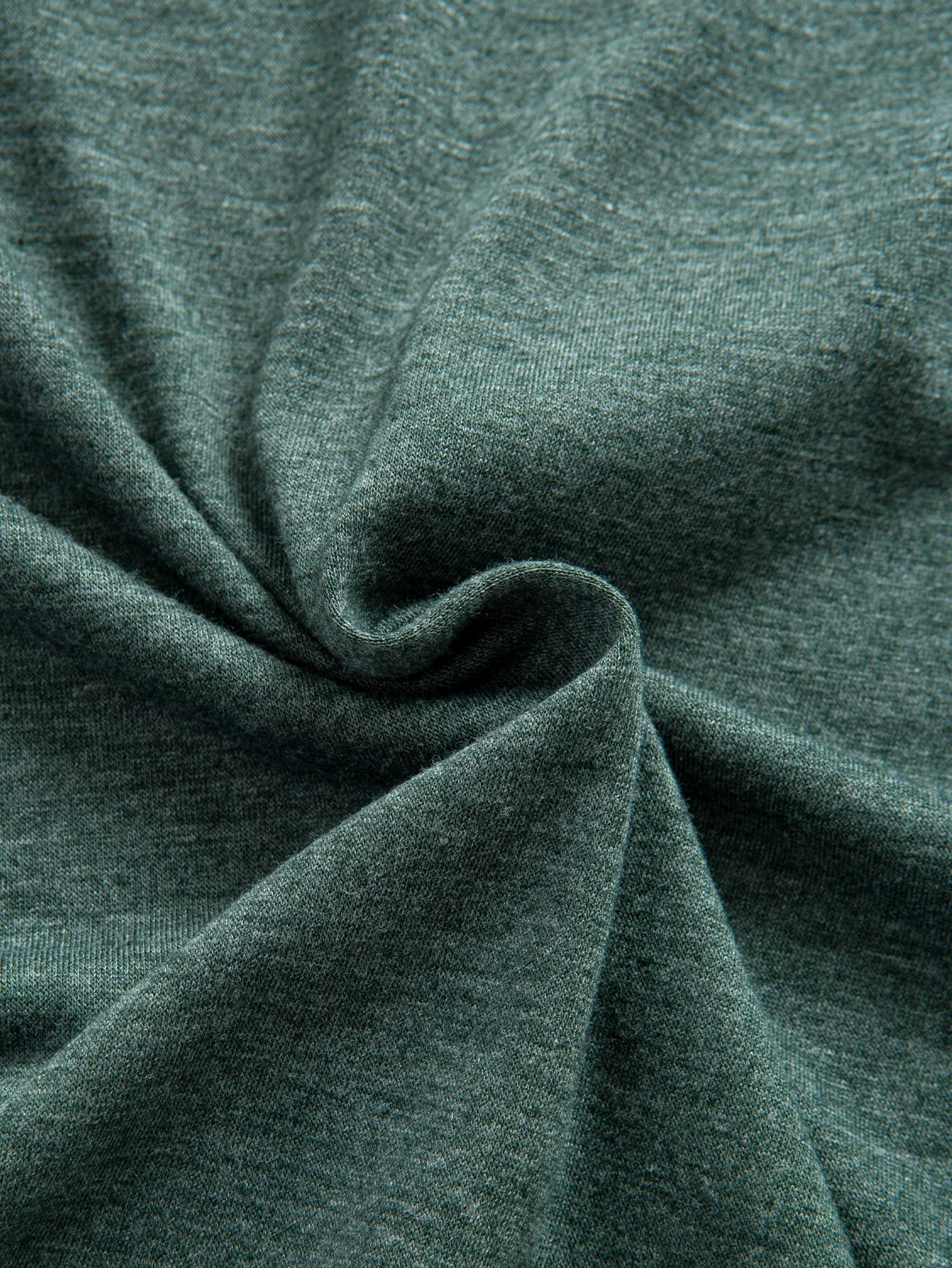 2-in-1 Notched Collar Contrast Stitching T-Shirt