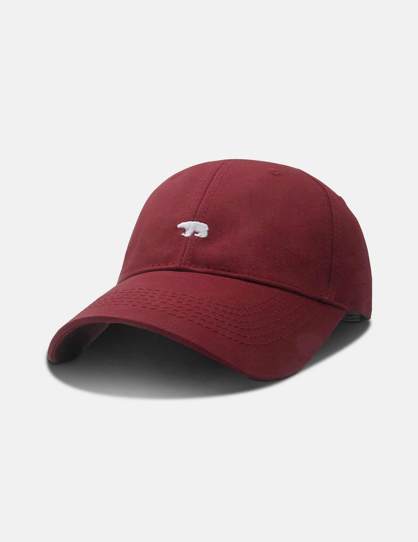 Cotton baseball cap with embroidered bear pattern