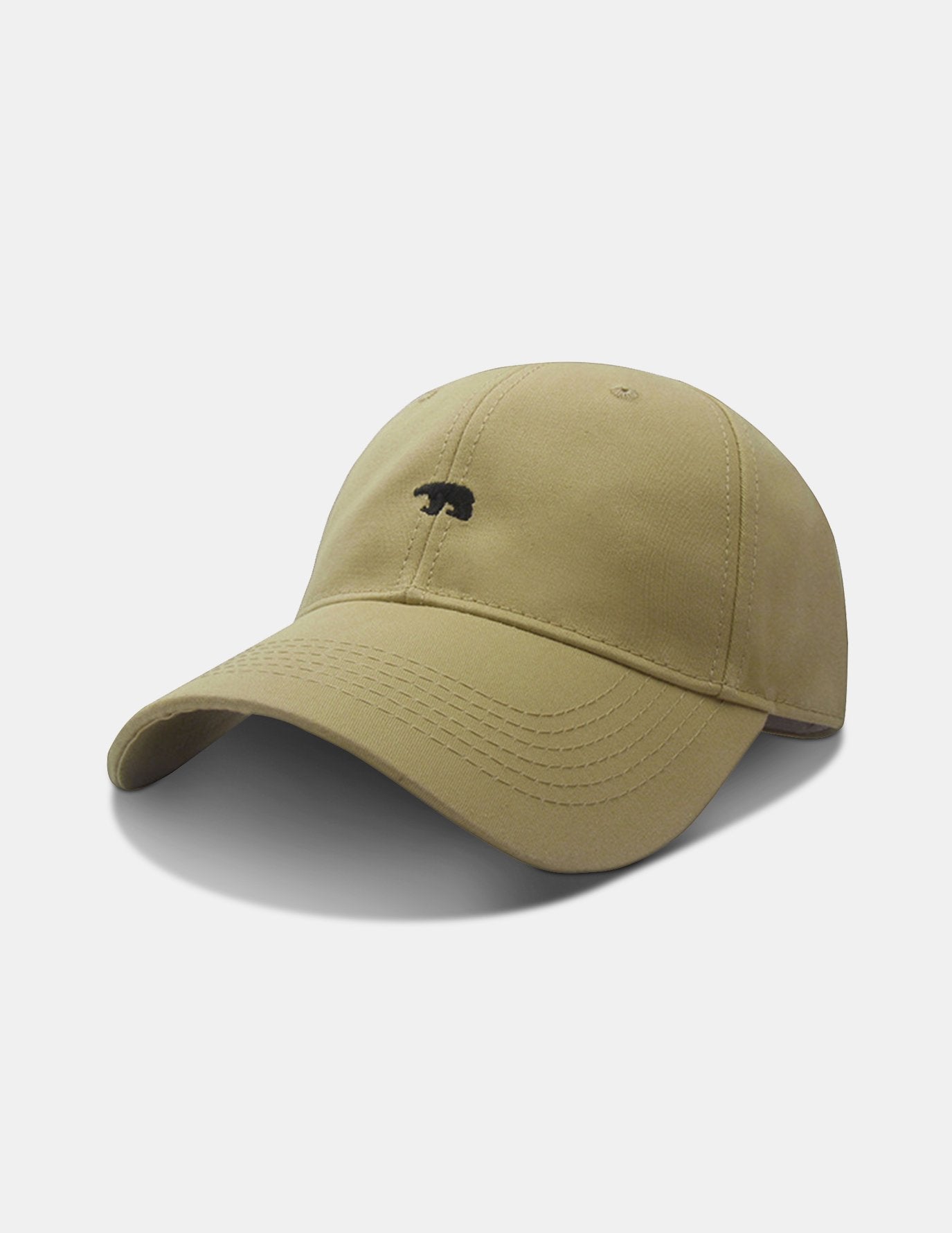 Cotton baseball cap with embroidered bear pattern